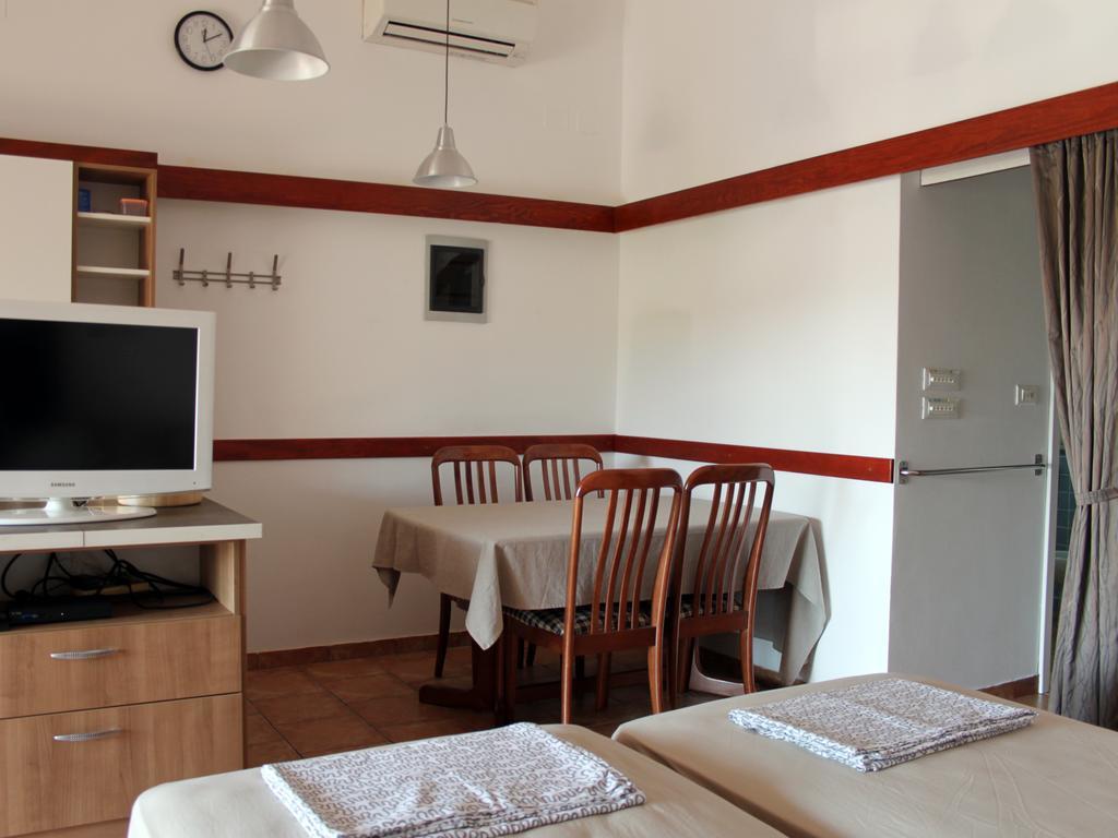 Ra-Krvavica Studio Номер фото